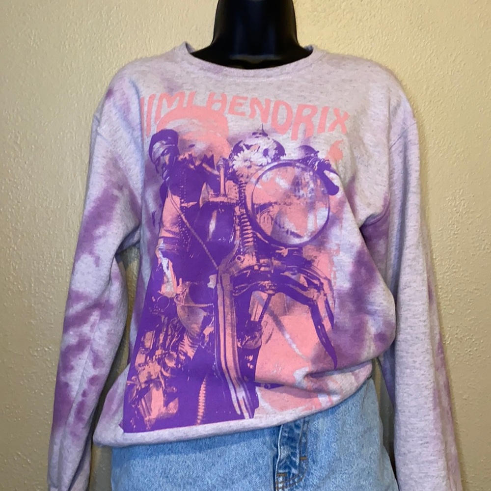 Crewneck sweater